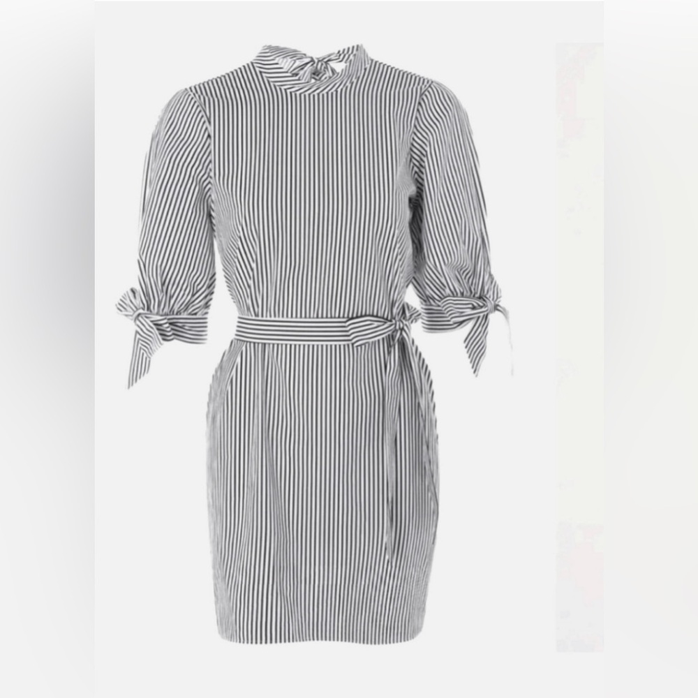 Topshop Black and White Puff Sleeve Sheath Dress Size 6